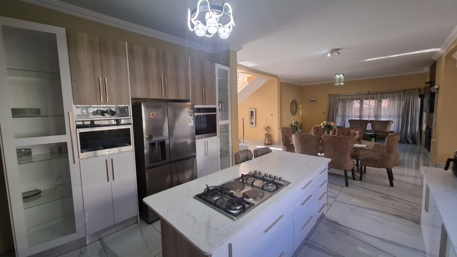 4 Bedroom Property for Sale in Aerorand Mpumalanga