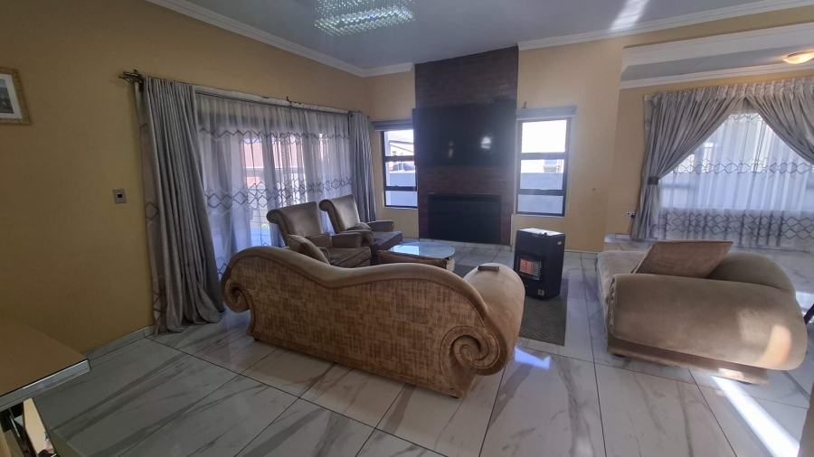 4 Bedroom Property for Sale in Aerorand Mpumalanga