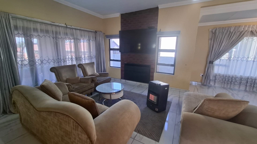 4 Bedroom Property for Sale in Aerorand Mpumalanga