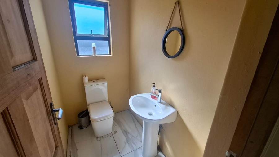 4 Bedroom Property for Sale in Aerorand Mpumalanga