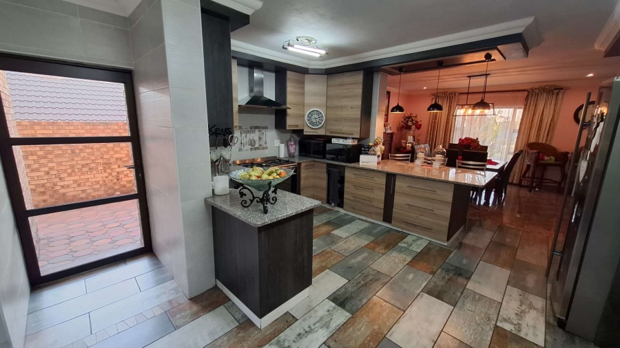 4 Bedroom Property for Sale in Roberts Estate Mpumalanga