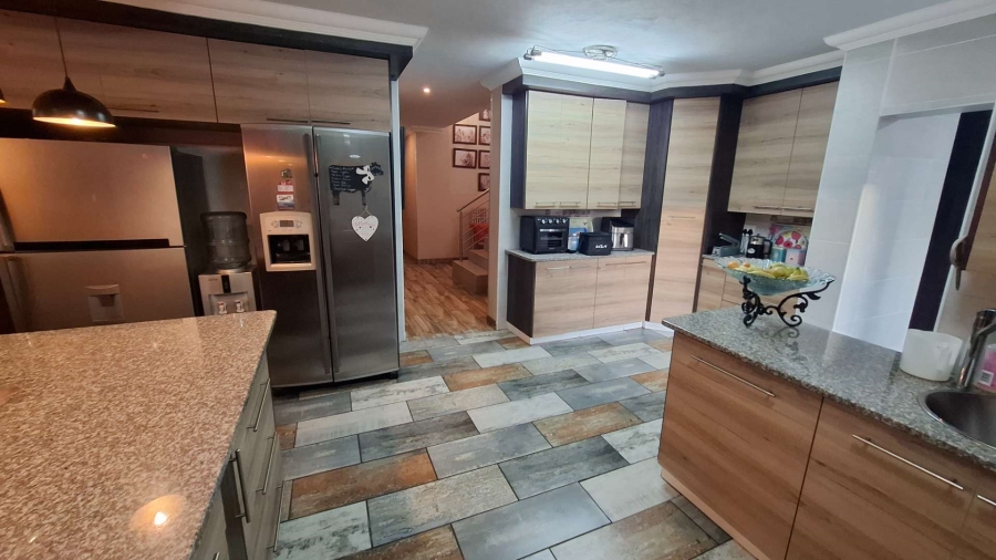 4 Bedroom Property for Sale in Roberts Estate Mpumalanga