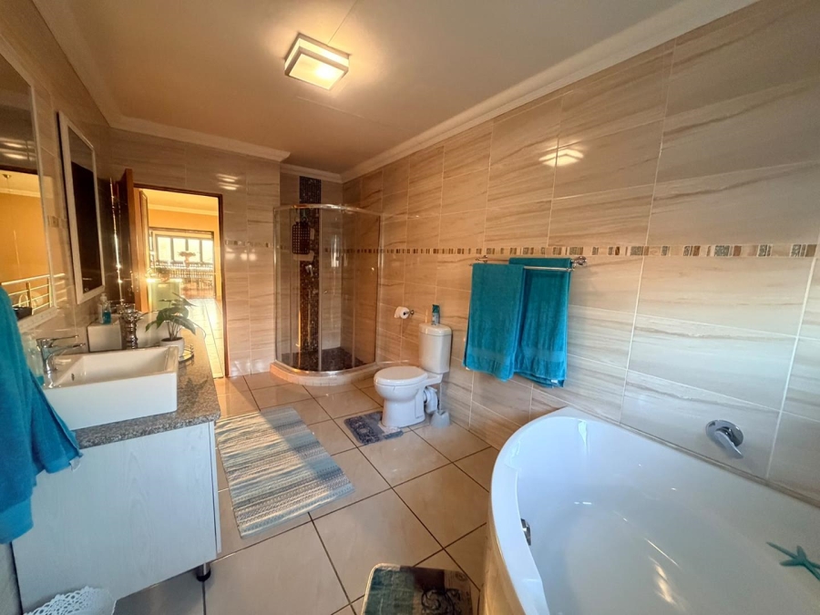 4 Bedroom Property for Sale in Roberts Estate Mpumalanga