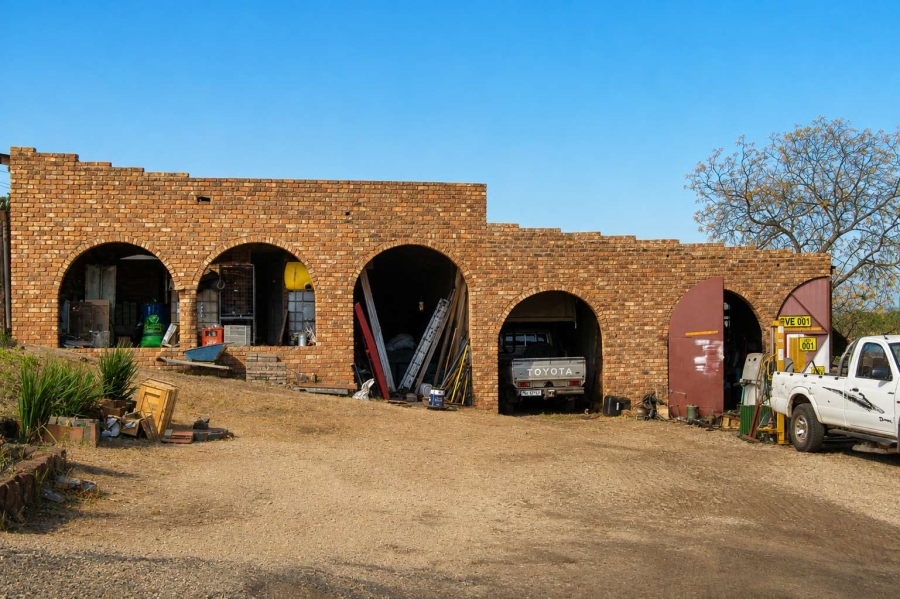 4 Bedroom Property for Sale in Witbank Rural Mpumalanga