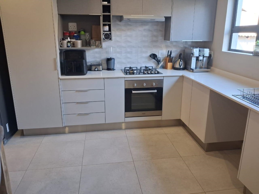 3 Bedroom Property for Sale in Stonehenge Mpumalanga