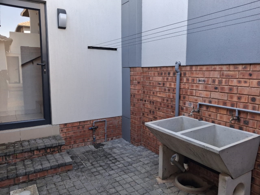 3 Bedroom Property for Sale in Stonehenge Mpumalanga