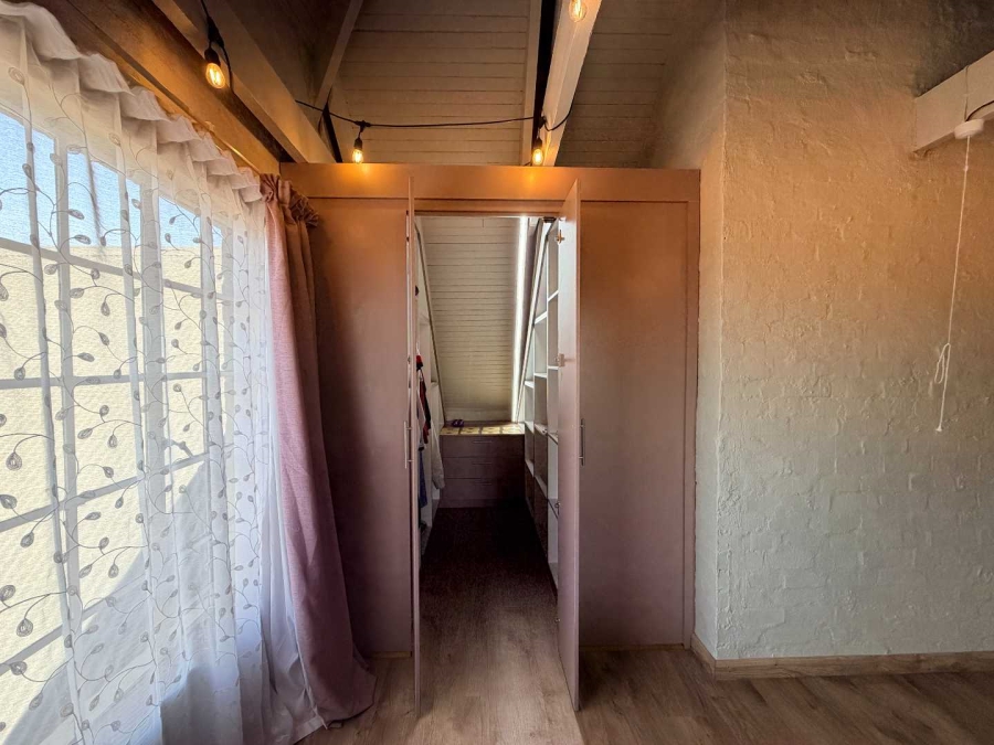 4 Bedroom Property for Sale in Aerorand Mpumalanga