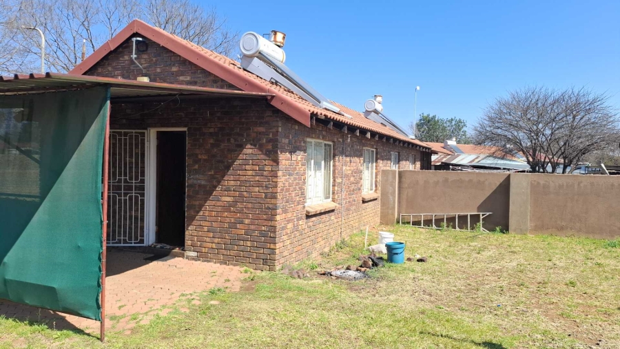 2 Bedroom Property for Sale in Mineralia Mpumalanga