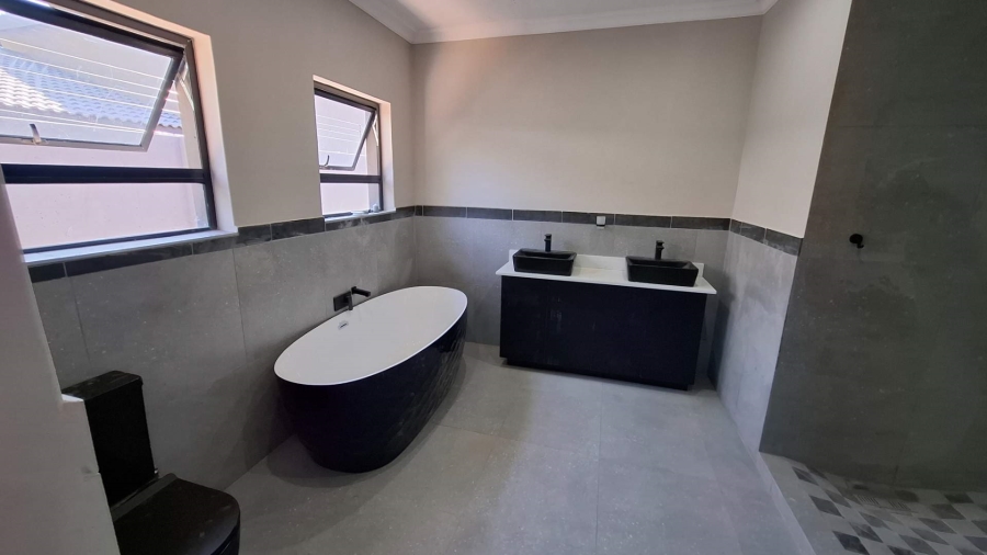 3 Bedroom Property for Sale in Clubville Mpumalanga