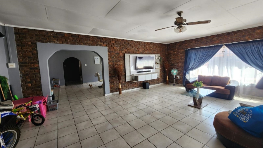 4 Bedroom Property for Sale in Dennesig Mpumalanga