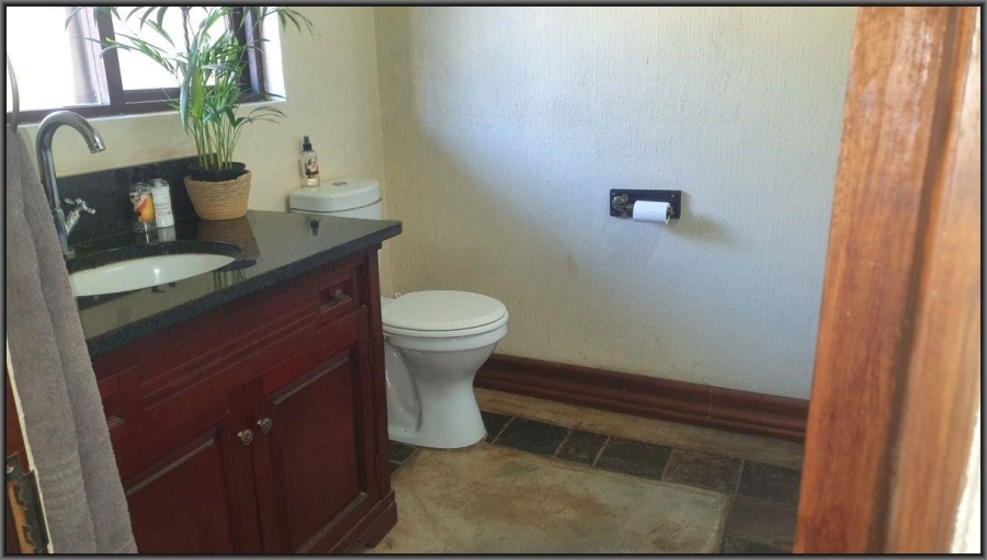 To Let 4 Bedroom Property for Rent in White River Mpumalanga