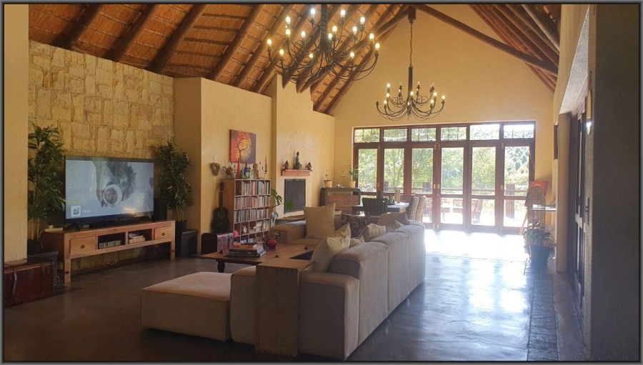 To Let 4 Bedroom Property for Rent in White River Mpumalanga