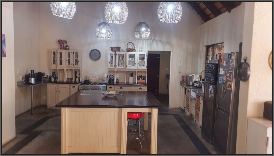 To Let 4 Bedroom Property for Rent in White River Mpumalanga