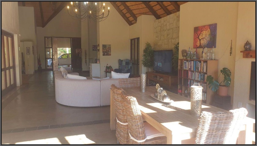 To Let 4 Bedroom Property for Rent in White River Mpumalanga