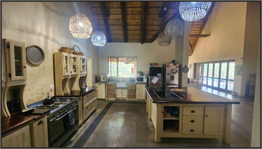 To Let 4 Bedroom Property for Rent in White River Mpumalanga
