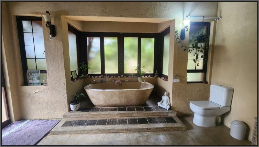 To Let 4 Bedroom Property for Rent in White River Mpumalanga