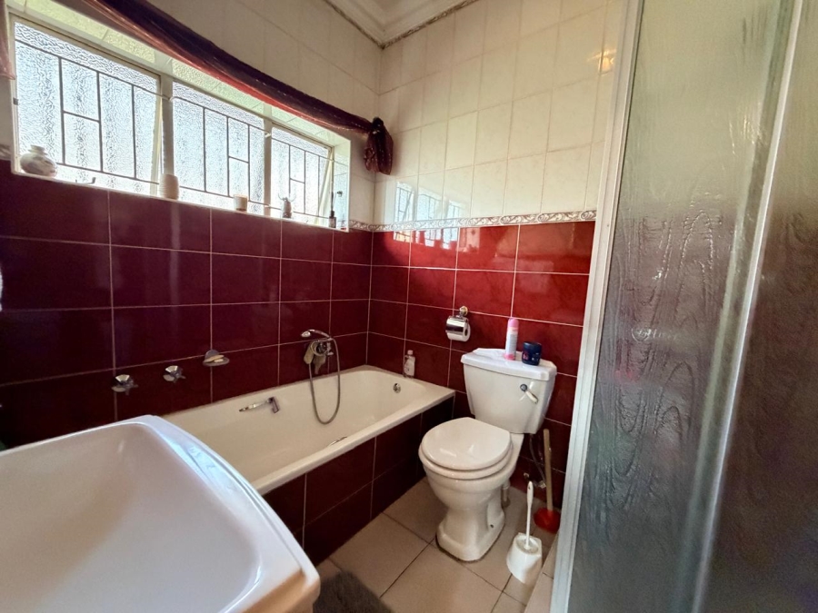 5 Bedroom Property for Sale in Groenkol Mpumalanga