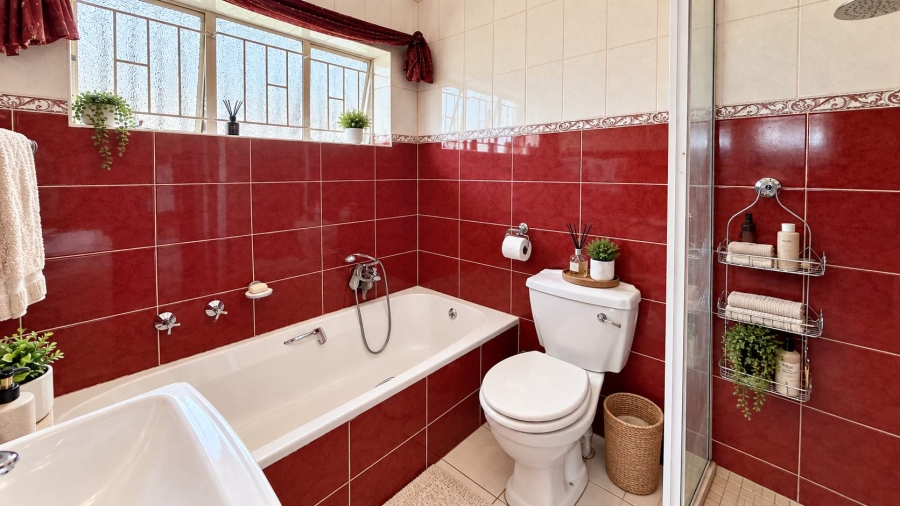 5 Bedroom Property for Sale in Groenkol Mpumalanga