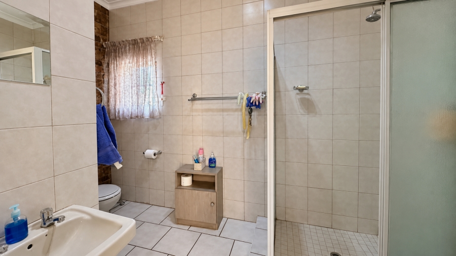 5 Bedroom Property for Sale in Groenkol Mpumalanga