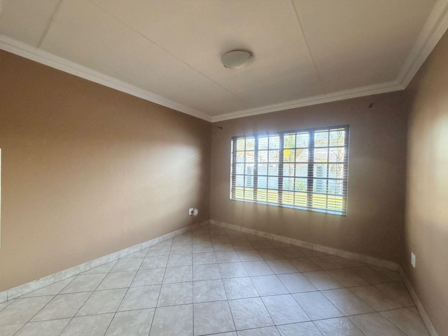 To Let 3 Bedroom Property for Rent in Aerorand Mpumalanga