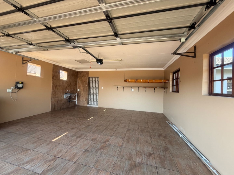 To Let 3 Bedroom Property for Rent in Aerorand Mpumalanga
