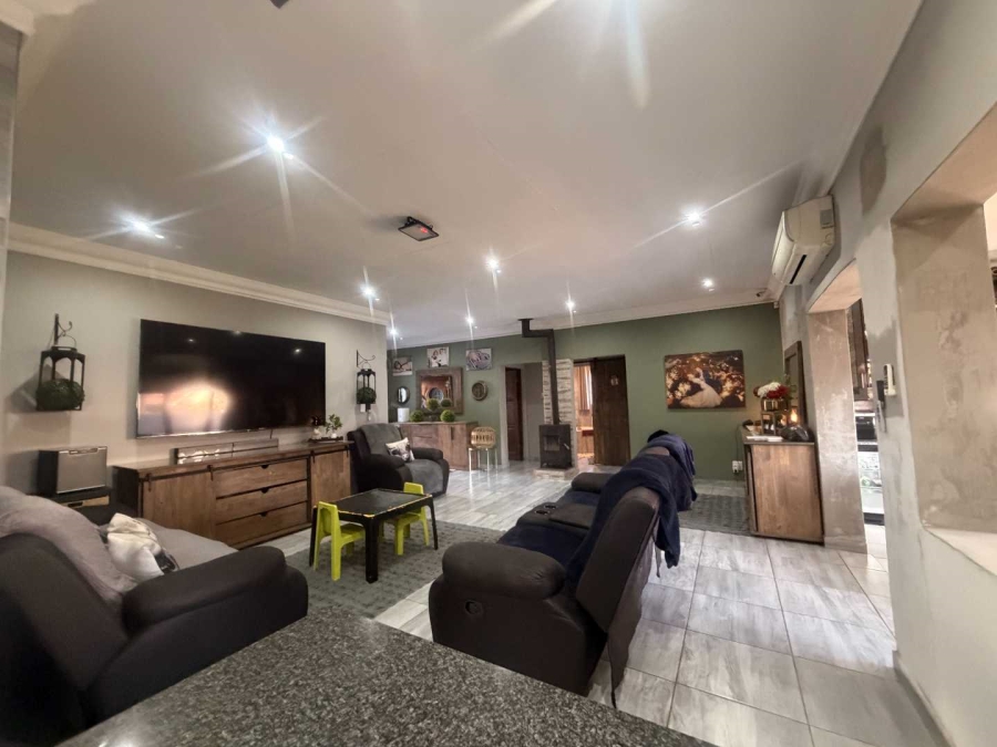 4 Bedroom Property for Sale in Aerorand Mpumalanga