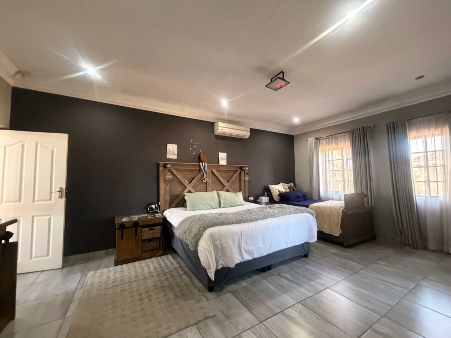 4 Bedroom Property for Sale in Aerorand Mpumalanga