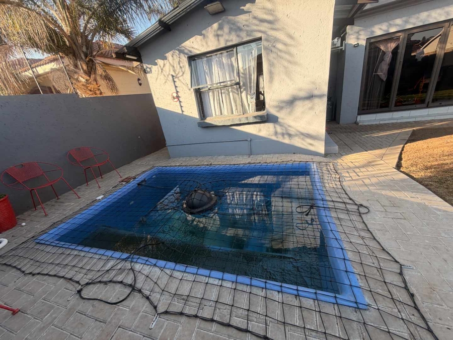 4 Bedroom Property for Sale in Aerorand Mpumalanga