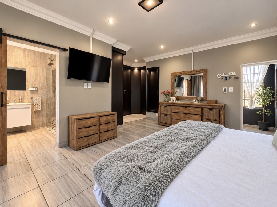 4 Bedroom Property for Sale in Aerorand Mpumalanga