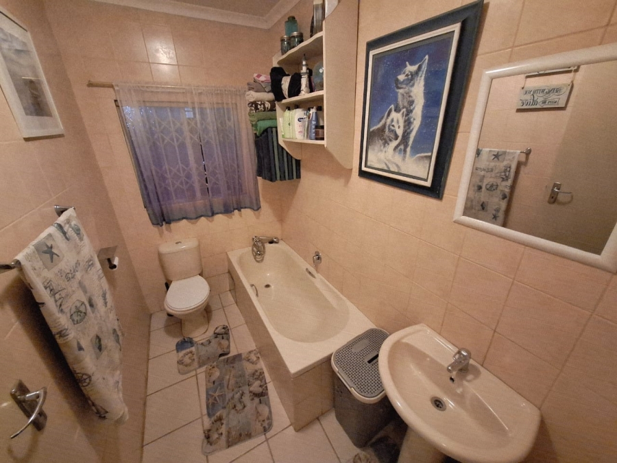 To Let 3 Bedroom Property for Rent in Kanonkop Mpumalanga