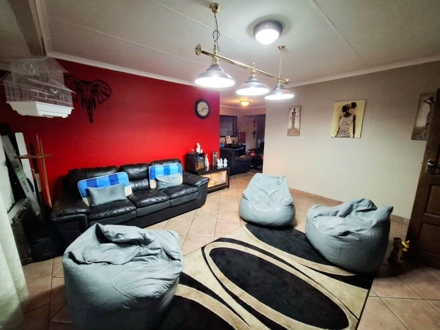 To Let 3 Bedroom Property for Rent in Kanonkop Mpumalanga