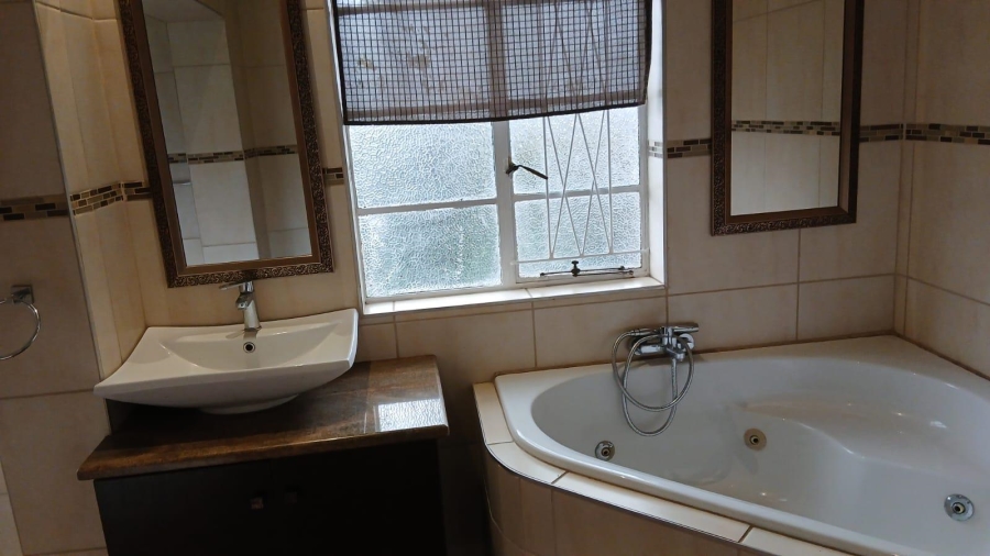5 Bedroom Property for Sale in Groenkol Mpumalanga