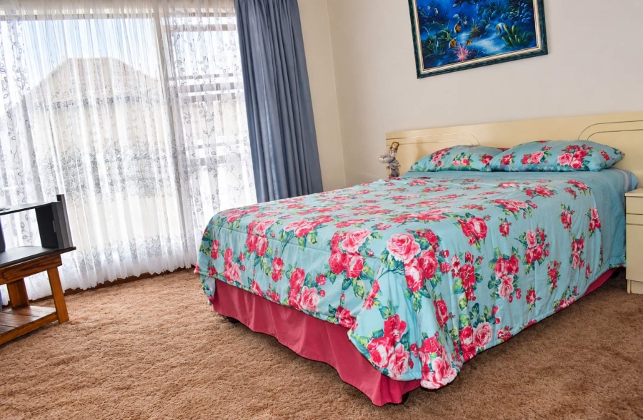 To Let 7 Bedroom Property for Rent in Reyno Ridge Mpumalanga