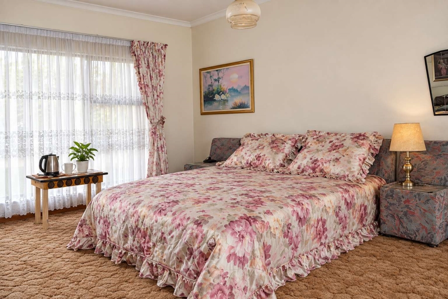 To Let 7 Bedroom Property for Rent in Reyno Ridge Mpumalanga