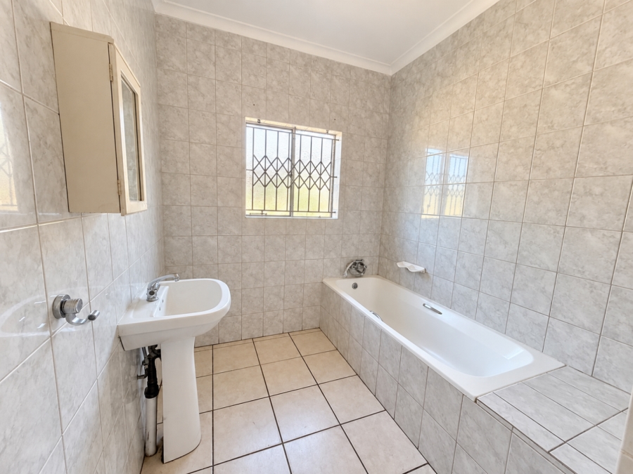 3 Bedroom Property for Sale in Aerorand Mpumalanga