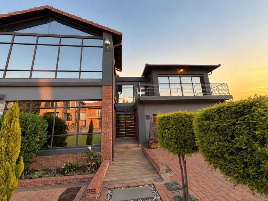 5 Bedroom Property for Sale in Roberts Estate Mpumalanga