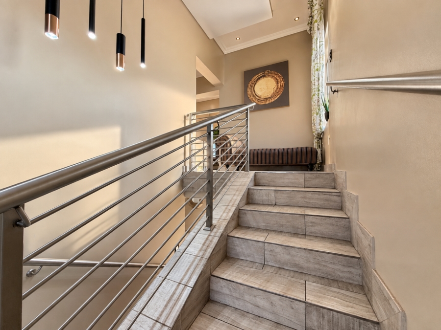 5 Bedroom Property for Sale in Roberts Estate Mpumalanga
