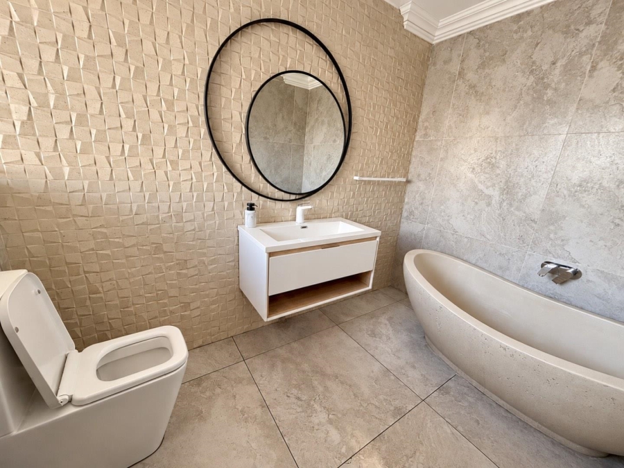 5 Bedroom Property for Sale in Roberts Estate Mpumalanga