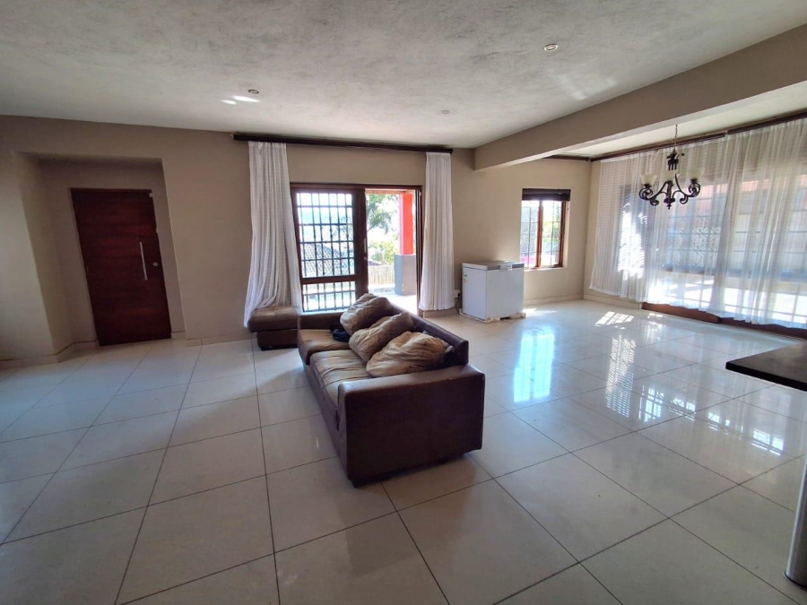 4 Bedroom Property for Sale in Stonehenge Mpumalanga