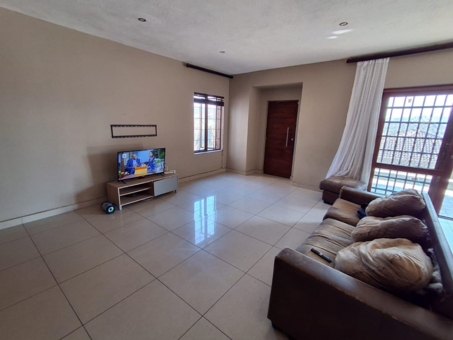 4 Bedroom Property for Sale in Stonehenge Mpumalanga
