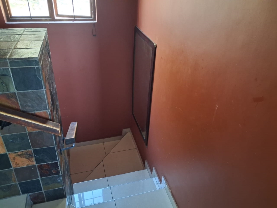 4 Bedroom Property for Sale in Stonehenge Mpumalanga