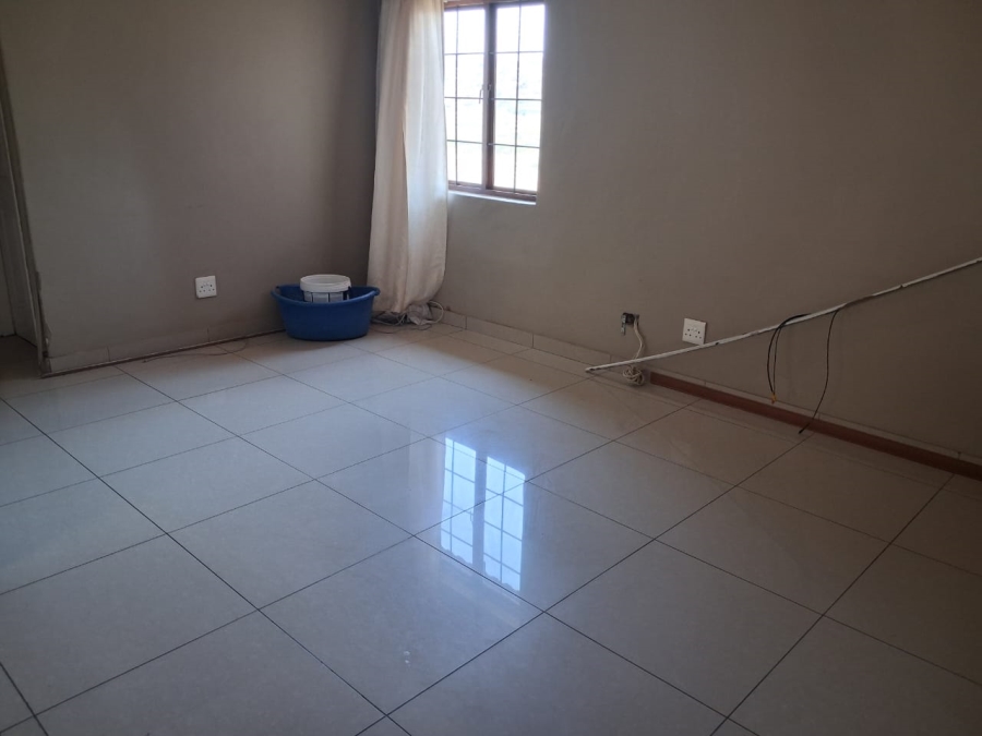 4 Bedroom Property for Sale in Stonehenge Mpumalanga