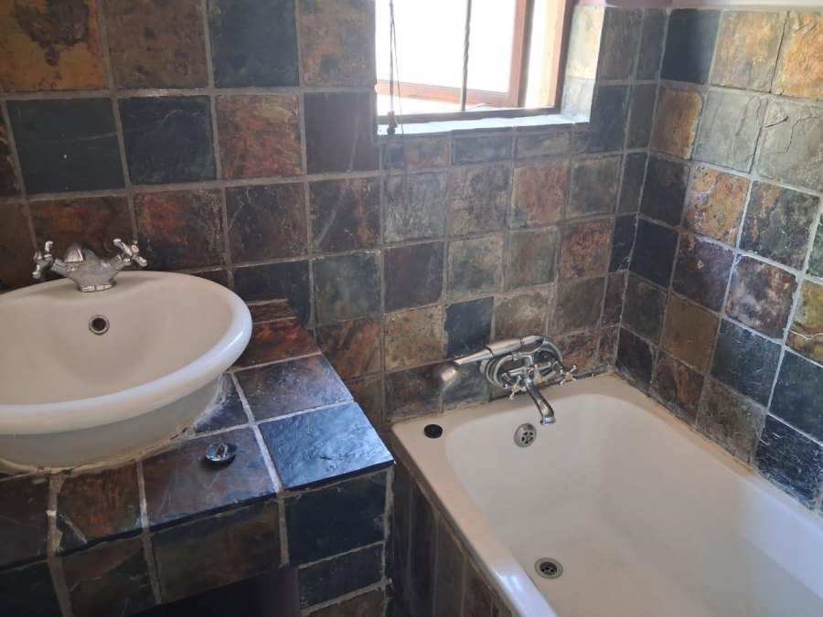 4 Bedroom Property for Sale in Stonehenge Mpumalanga