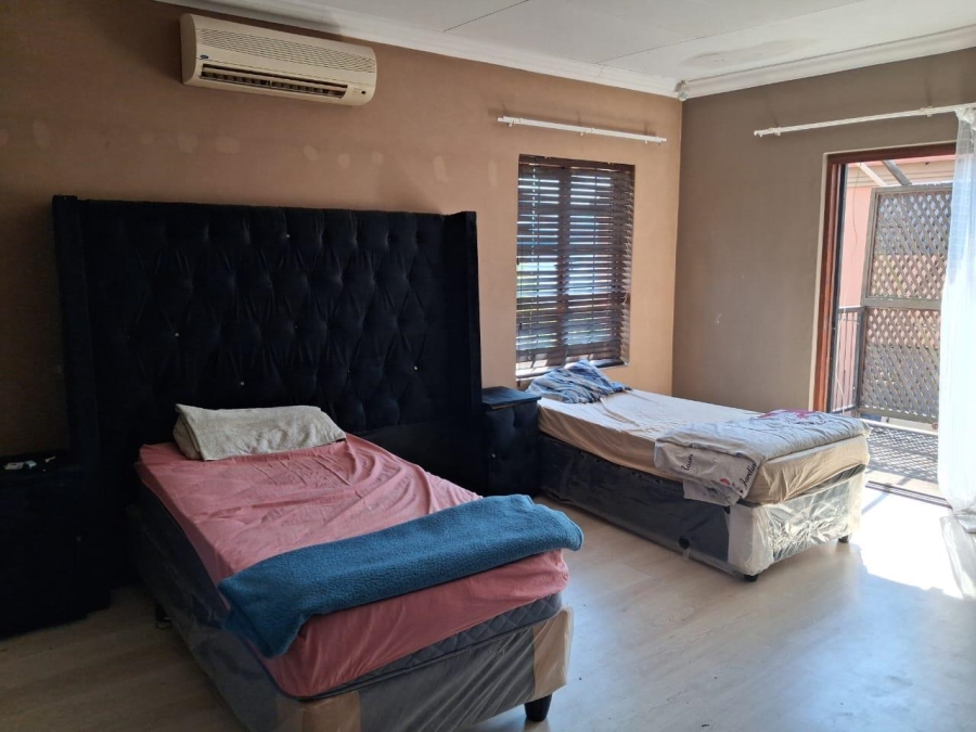 4 Bedroom Property for Sale in Stonehenge Mpumalanga