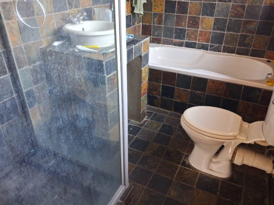 4 Bedroom Property for Sale in Stonehenge Mpumalanga