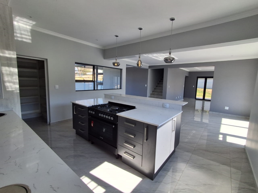 3 Bedroom Property for Sale in Elawini Lifestyle Estate Mpumalanga