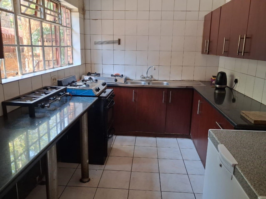 10 Bedroom Property for Sale in Sonheuwel Mpumalanga