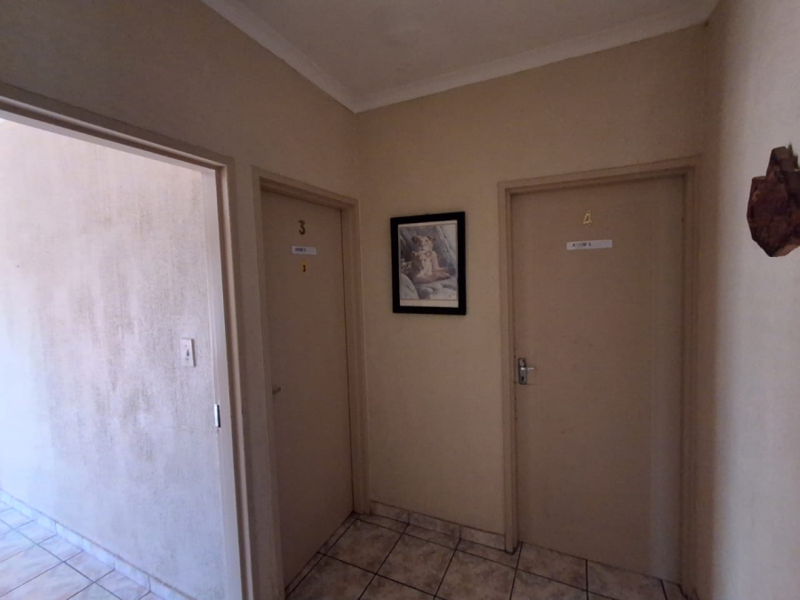 10 Bedroom Property for Sale in Sonheuwel Mpumalanga