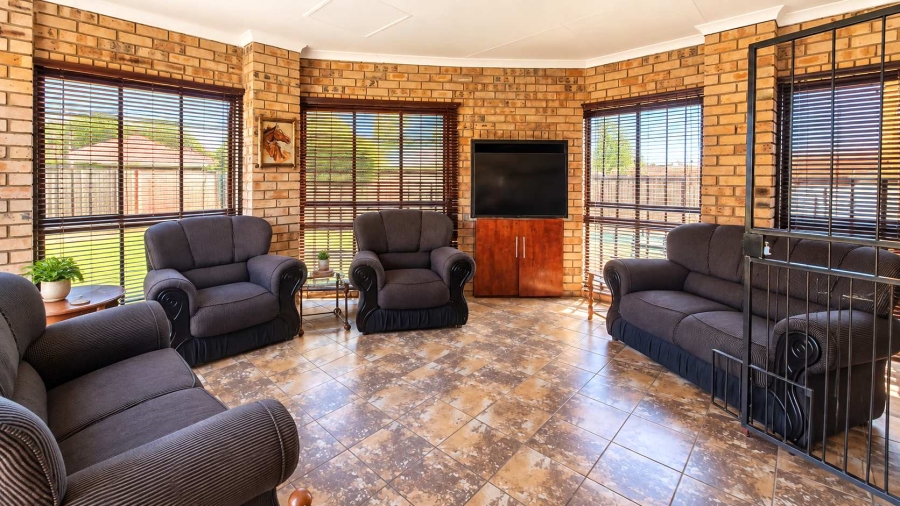 3 Bedroom Property for Sale in Aerorand Mpumalanga