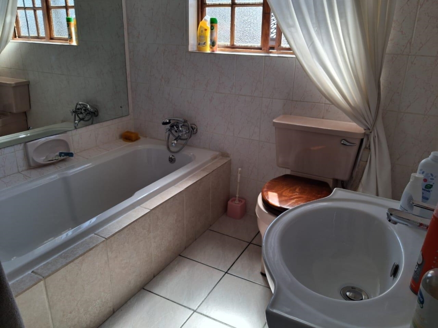 4 Bedroom Property for Sale in Nelspruit Mpumalanga